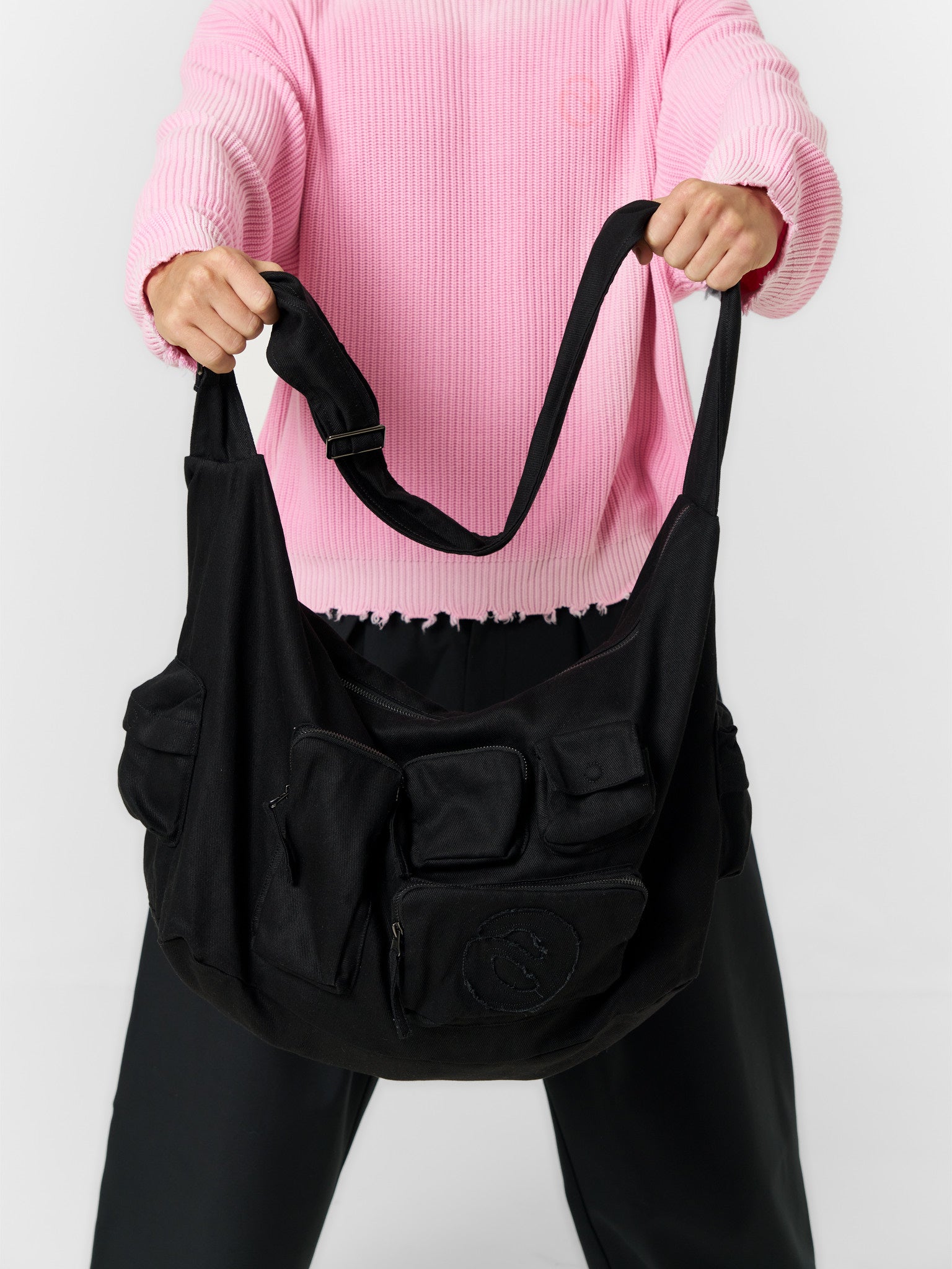 Multipocket Sling Bag Black