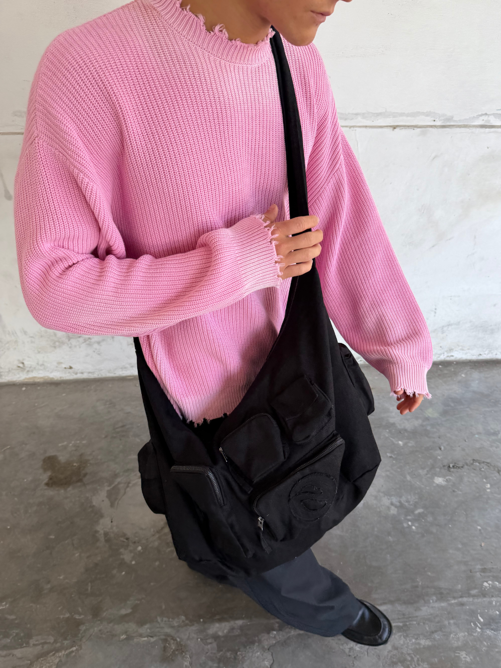Multipocket Sling Bag Black