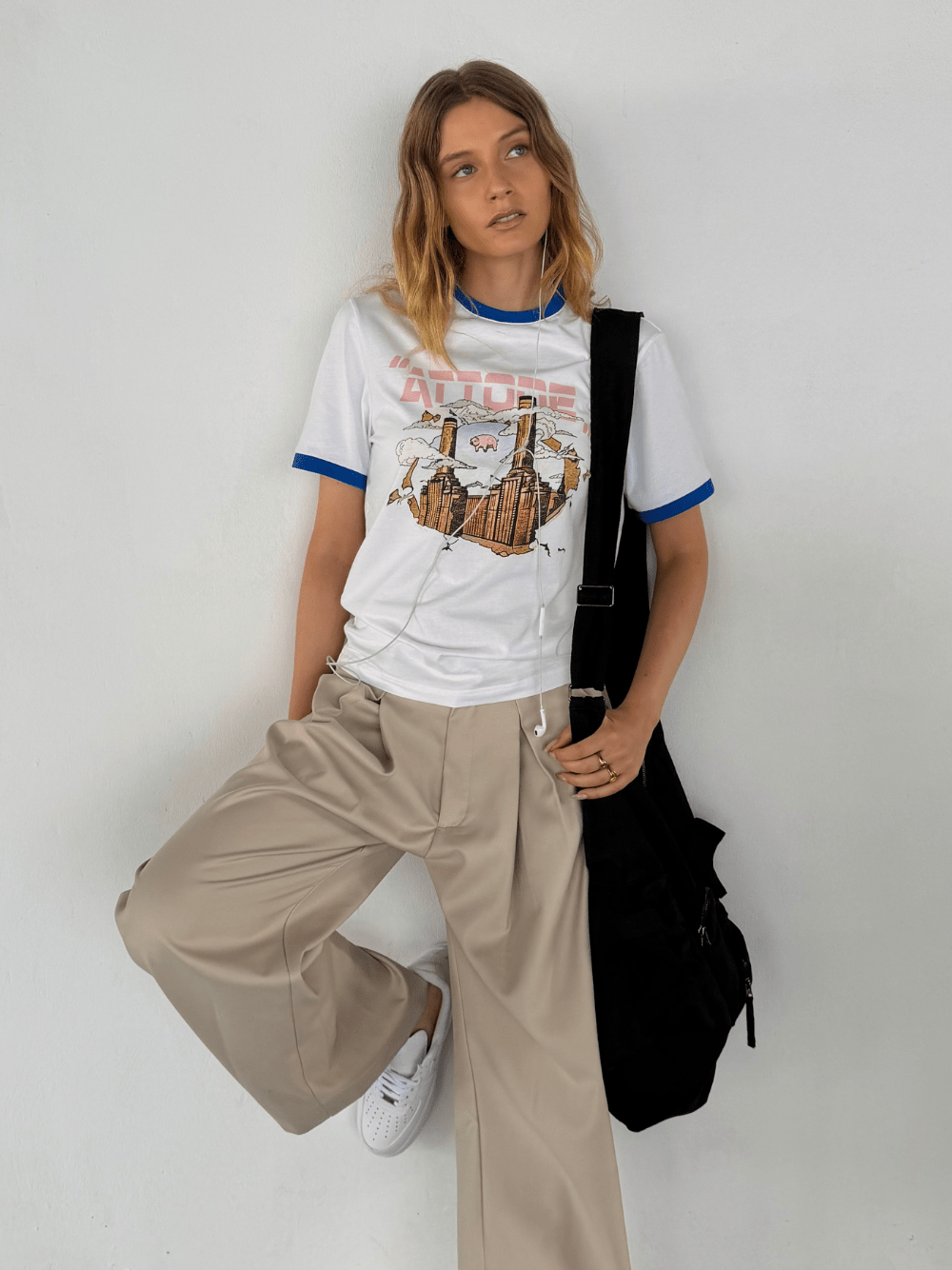 Fitted Cuff T-shirt White/Blue - ATTODE
