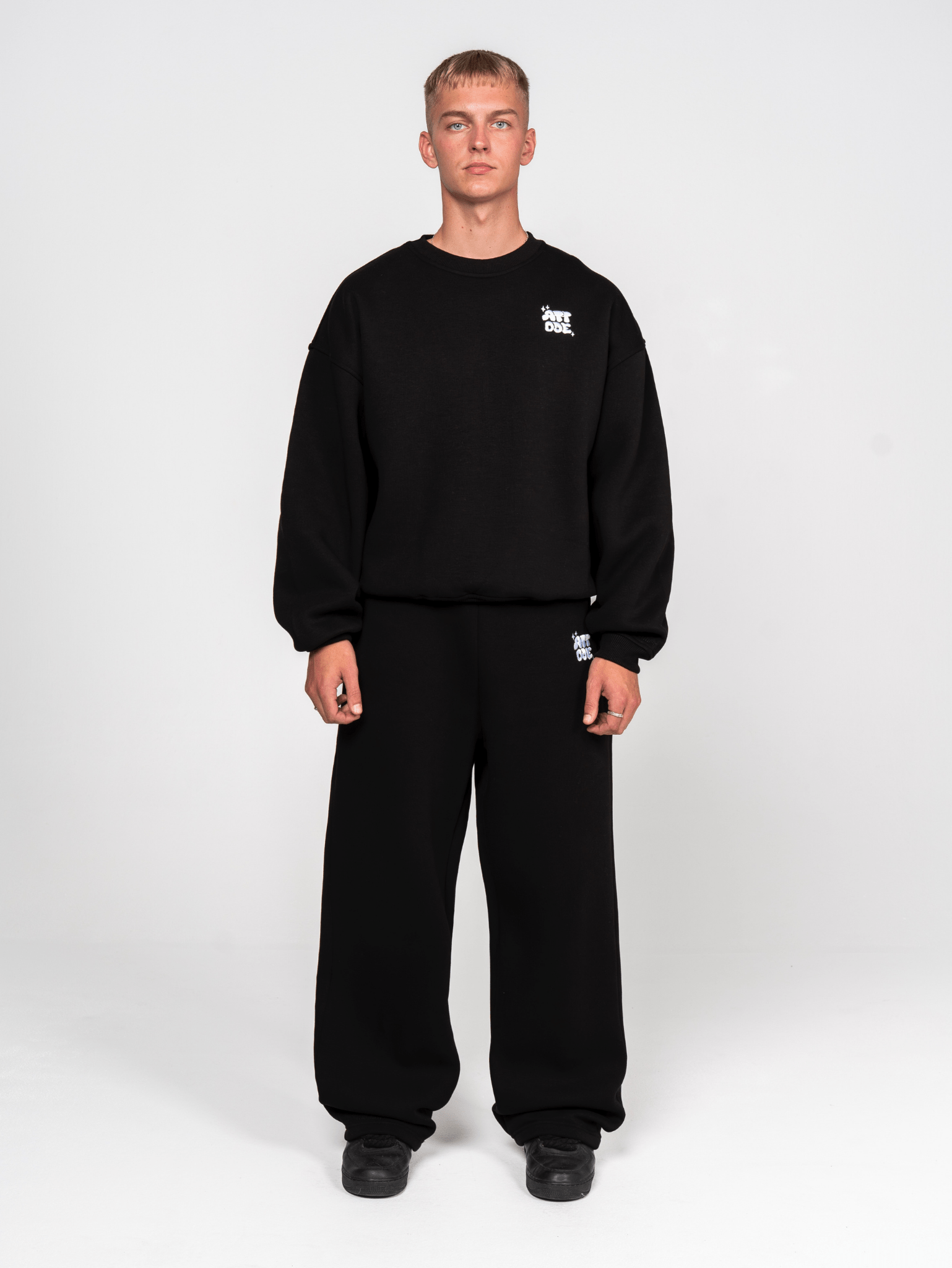 Fluff Sweatshirt Black - ATTODE