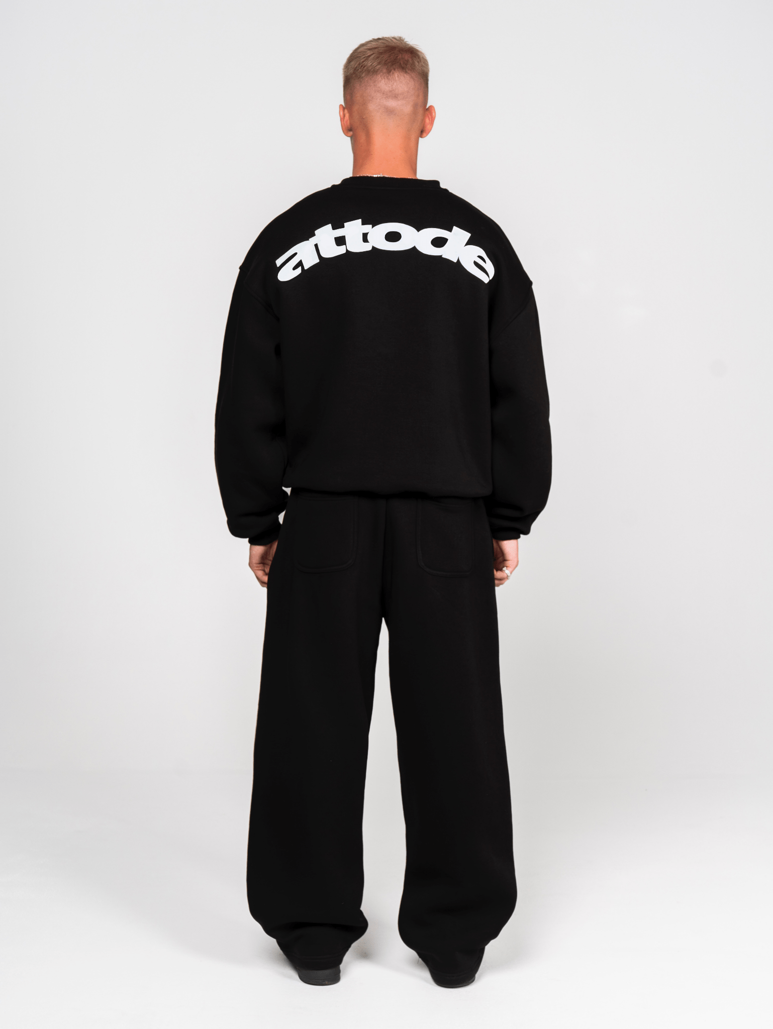 Fluff Sweatshirt Black - ATTODE