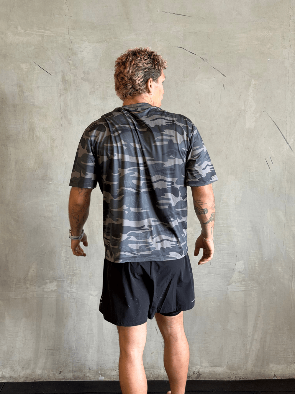 Motis™ T-shirt Camo - ATTODE