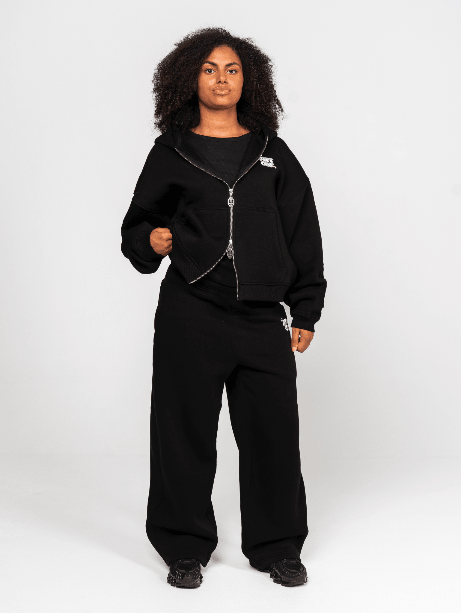 Fluff Zip Hoodie Black - ATTODE