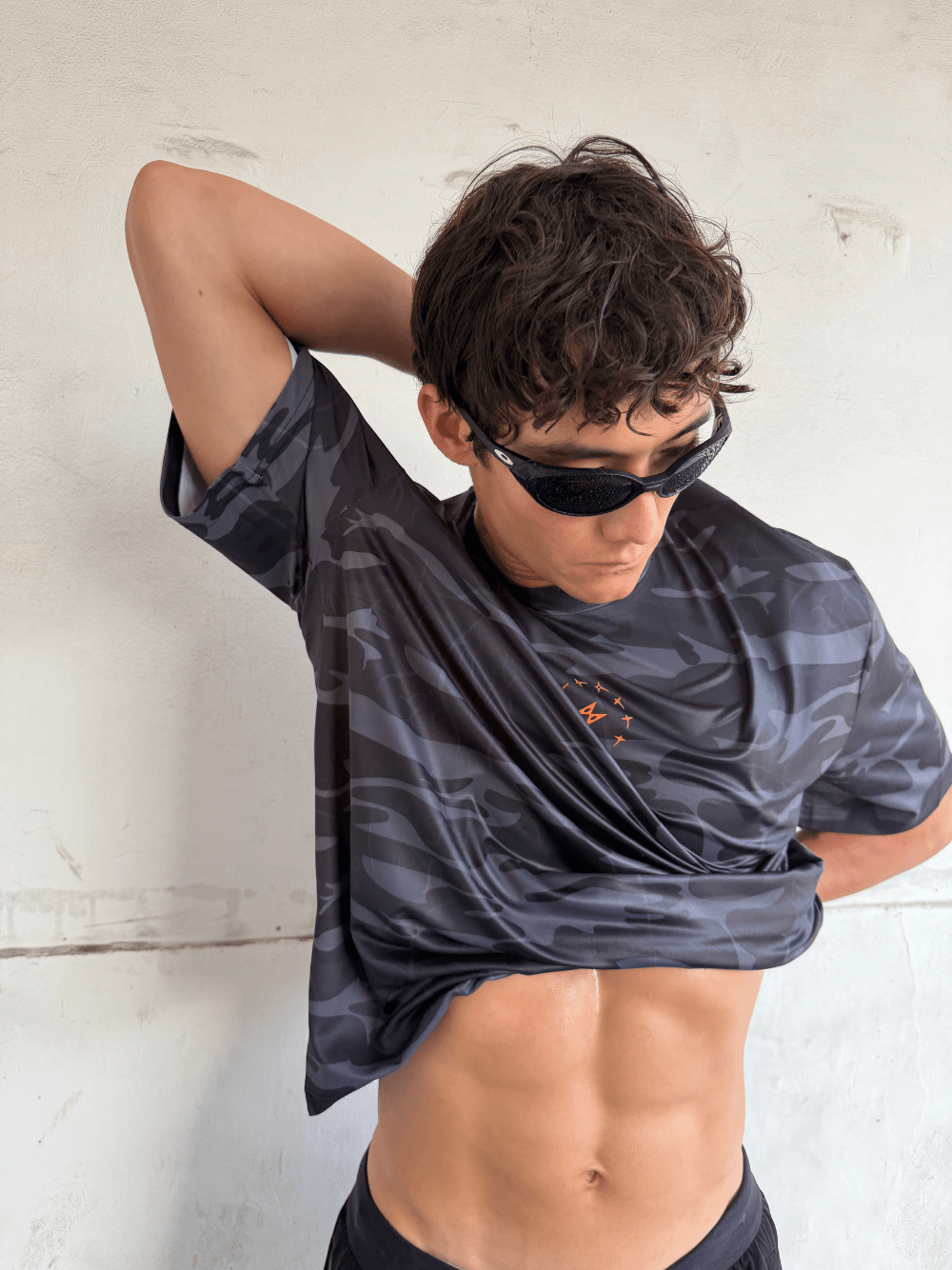 Motis™ T-shirt Dark Camo - ATTODE