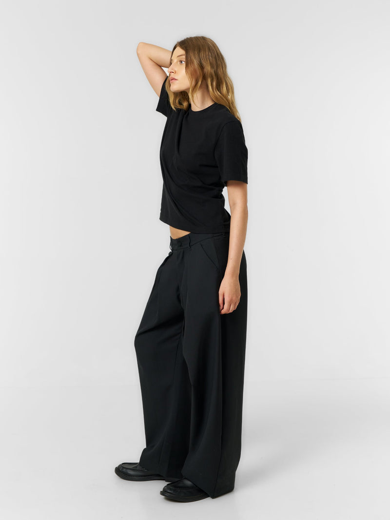 Plain Fitted T-shirt Black - ATTODE