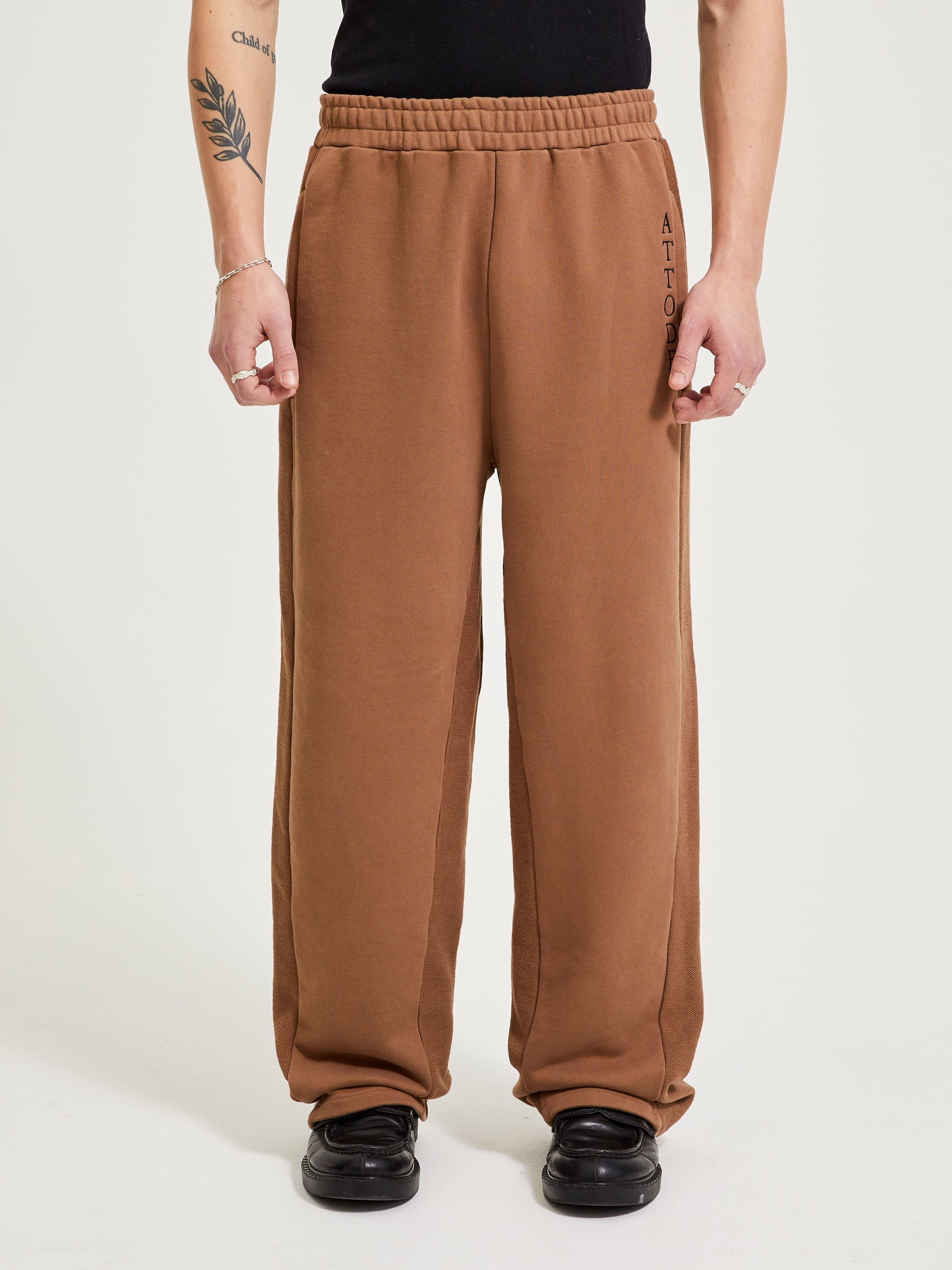 INSIDE OUT SWEATPANTS BROWN - ATTODE