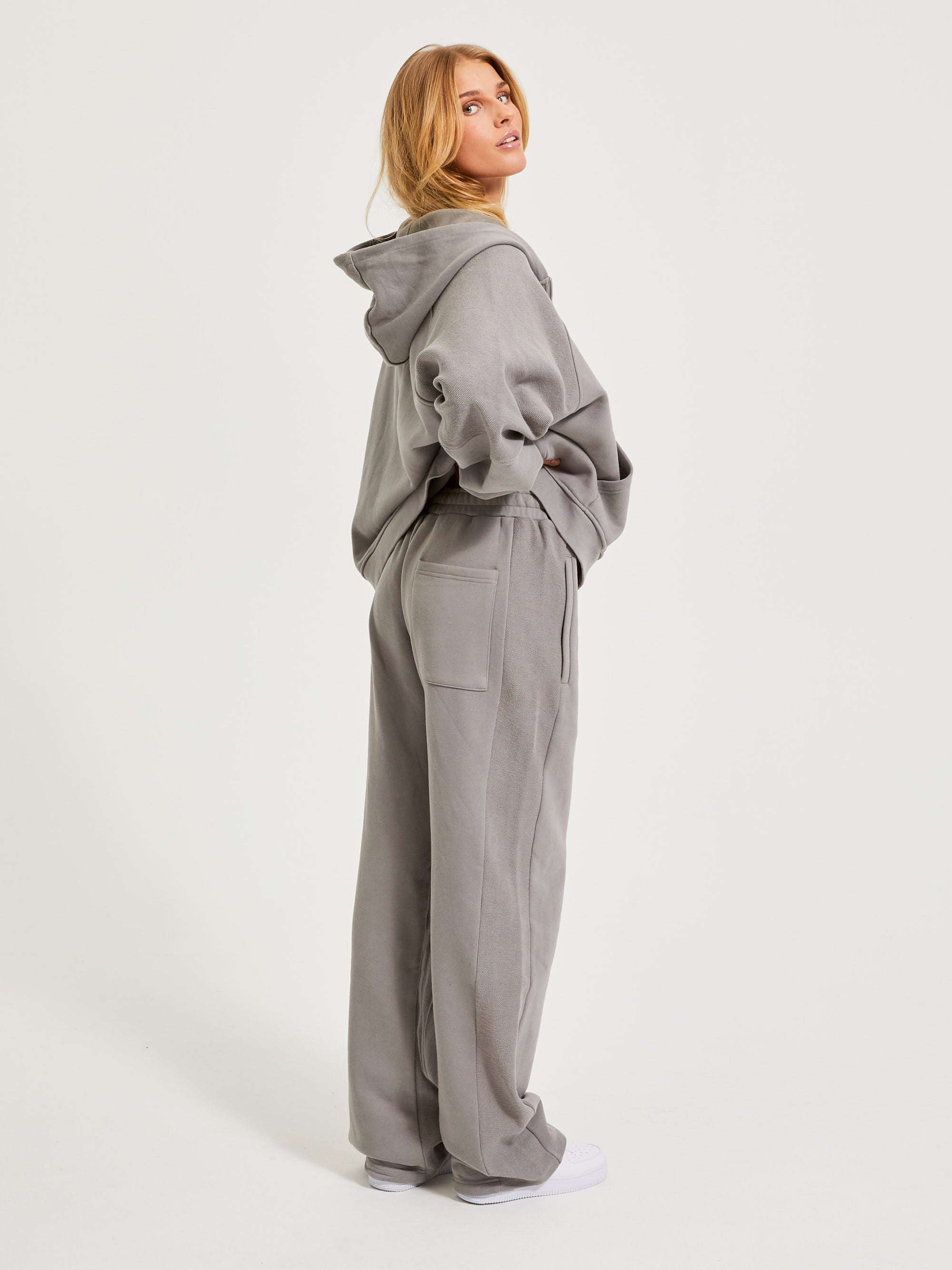 INSIDE OUT SWEATPANTS GREY - ATTODE